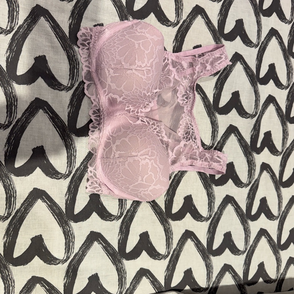 PINK Victoria's Secret Light Pink Lace Bra